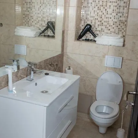 Casa Amely Апартаменти *